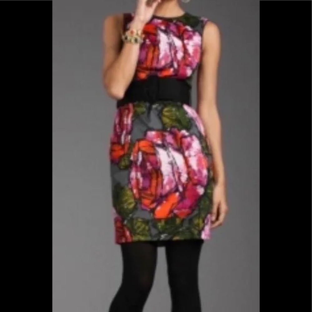 Trina Turk couture! Bright dynamic dress fabulous.